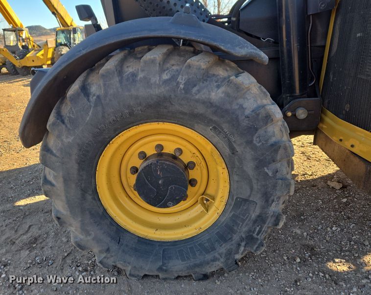 image for item ER5042 2008 Caterpillar TL1055 telehandler