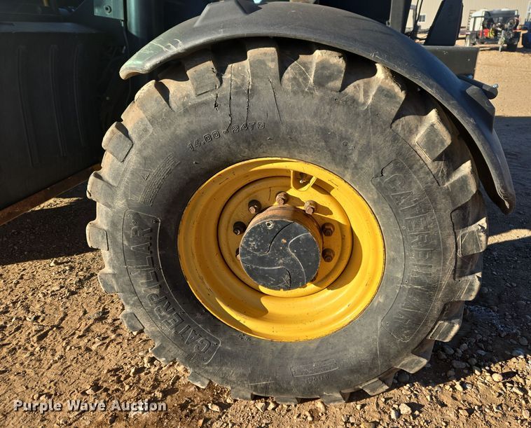 image for item ER5042 2008 Caterpillar TL1055 telehandler