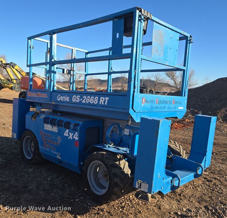 image for item ER5043 2007 Genie GS-2668 RT scissor lift