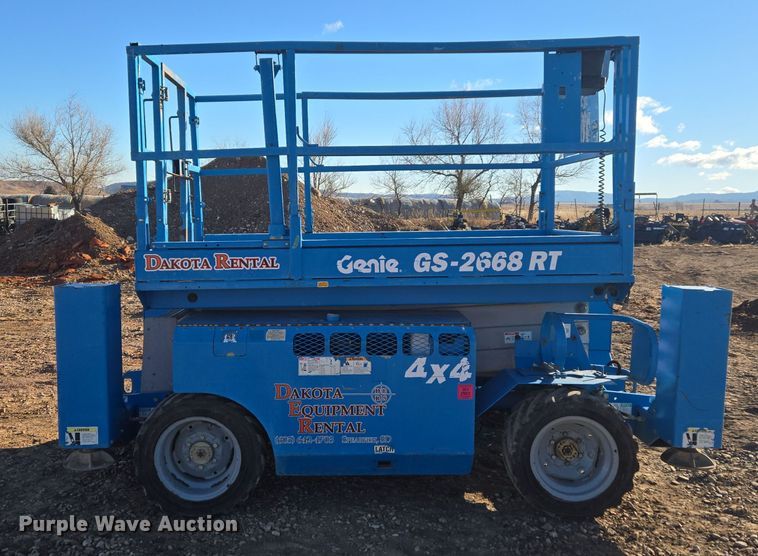image for item ER5043 2007 Genie GS-2668 RT scissor lift