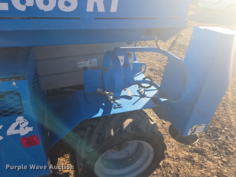 image for item ER5043 2007 Genie GS-2668 RT scissor lift