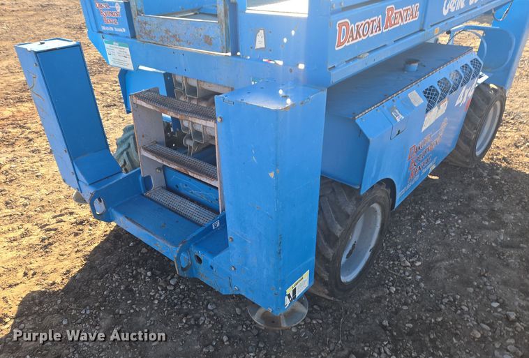 image for item ER5043 2007 Genie GS-2668 RT scissor lift