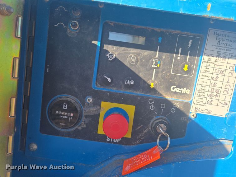 image for item ER5043 2007 Genie GS-2668 RT scissor lift