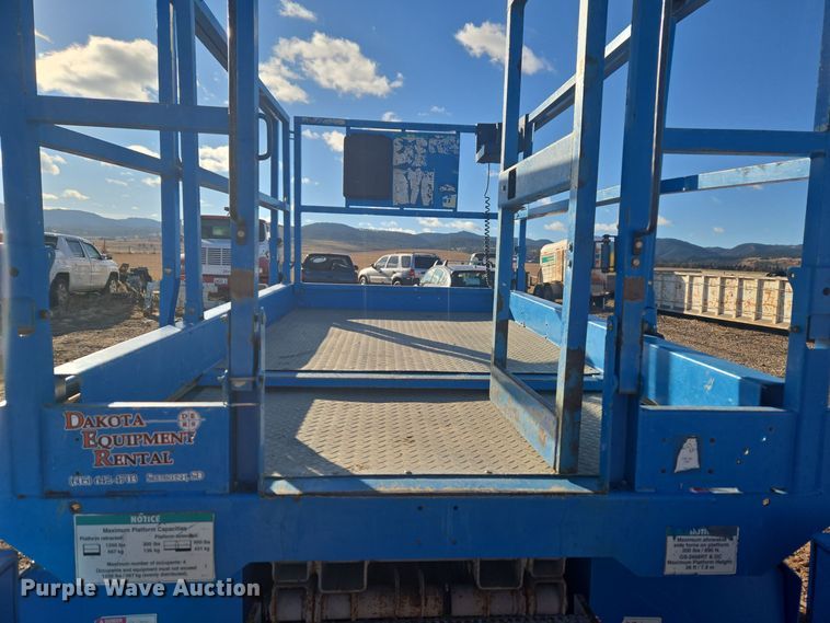 image for item ER5043 2007 Genie GS-2668 RT scissor lift