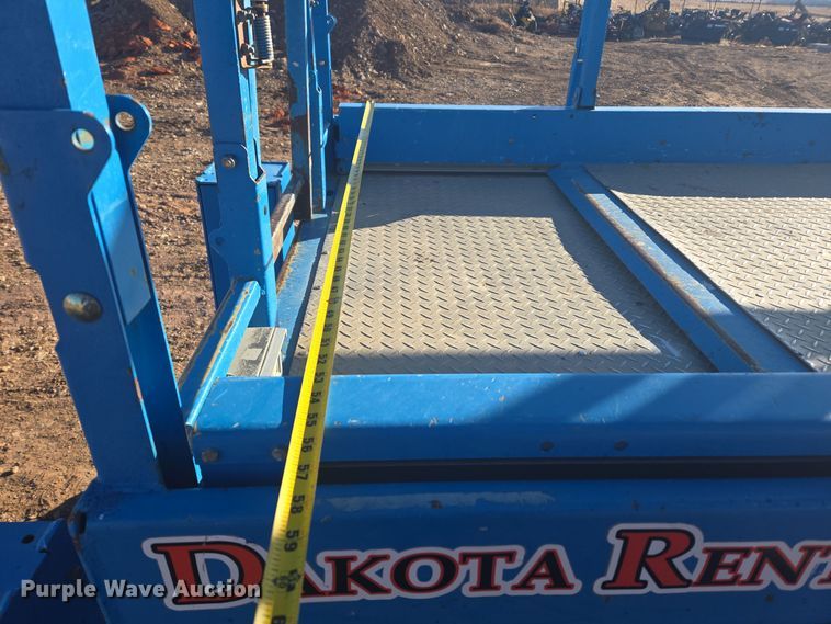 image for item ER5043 2007 Genie GS-2668 RT scissor lift