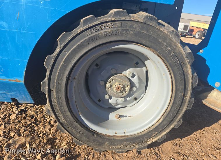 image for item ER5043 2007 Genie GS-2668 RT scissor lift