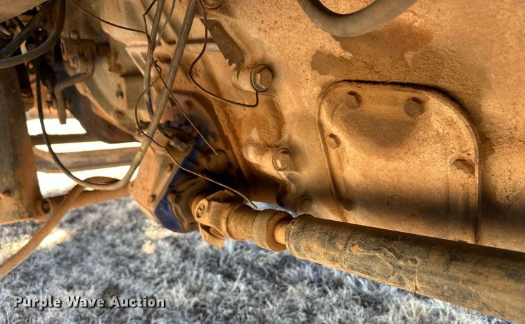 image for item ER8348 1992 Mack RD688S water truck