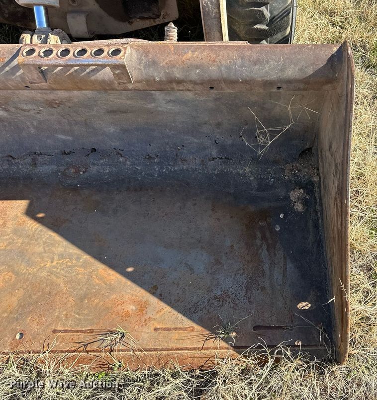 image for item ER8396 1998 Bobcat 753 skid steer loader