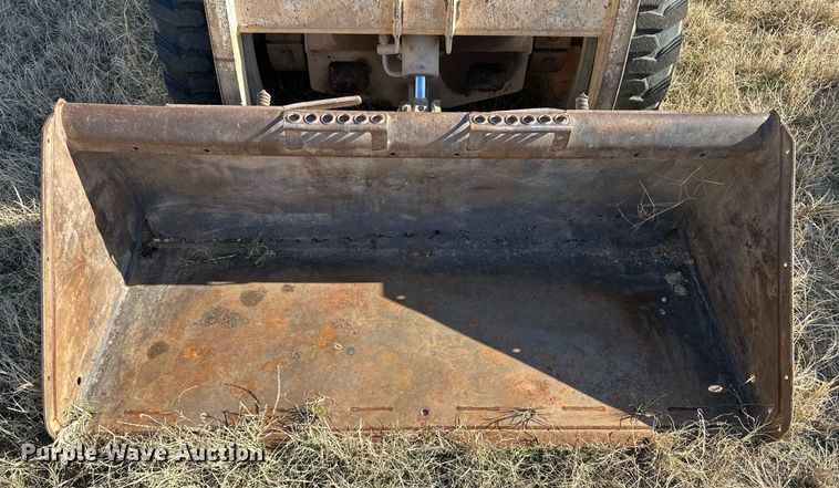 image for item ER8396 1998 Bobcat 753 skid steer loader