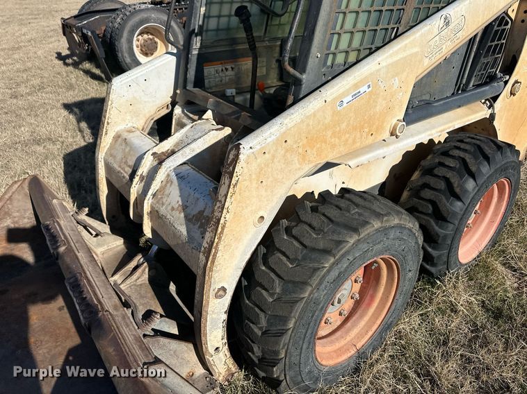 image for item ER8396 1998 Bobcat 753 skid steer loader