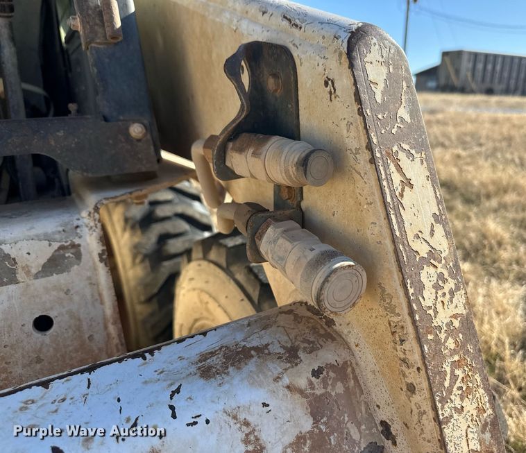 image for item ER8396 1998 Bobcat 753 skid steer loader