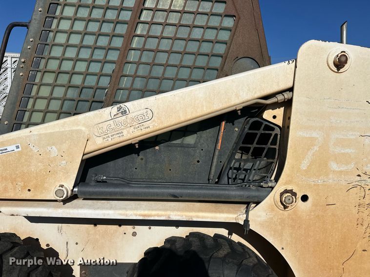 image for item ER8396 1998 Bobcat 753 skid steer loader