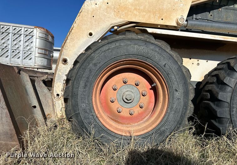 image for item ER8396 1998 Bobcat 753 skid steer loader