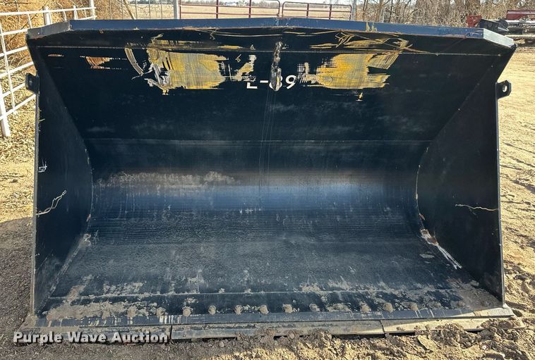 image for item ER8542 Wheel loader bucket