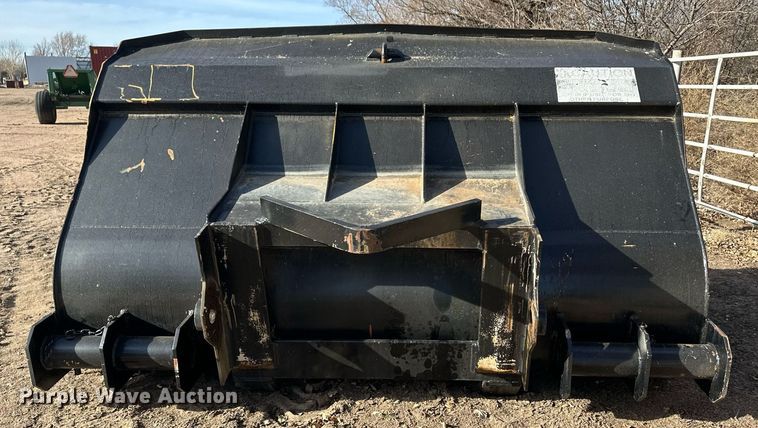 image for item ER8542 Wheel loader bucket