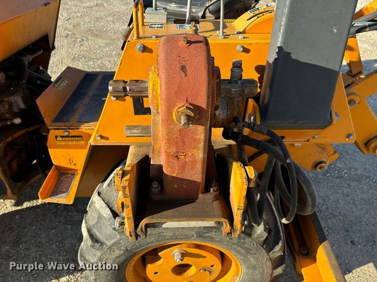 image for item LH9286 1981 Case DH4 trencher with trailer