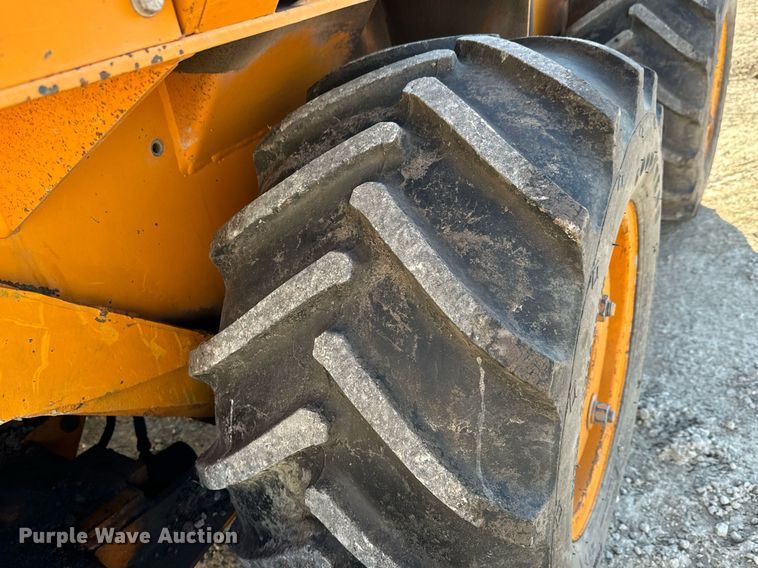 image for item LH9286 1981 Case DH4 trencher with trailer