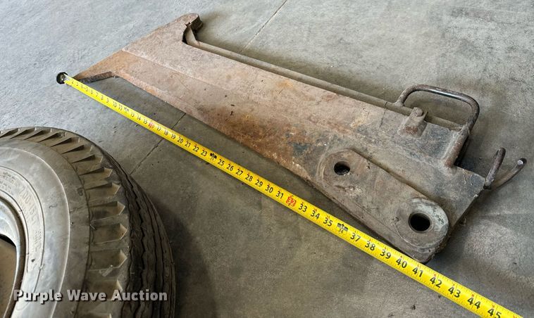 image for item LH9286 1981 Case DH4 trencher with trailer