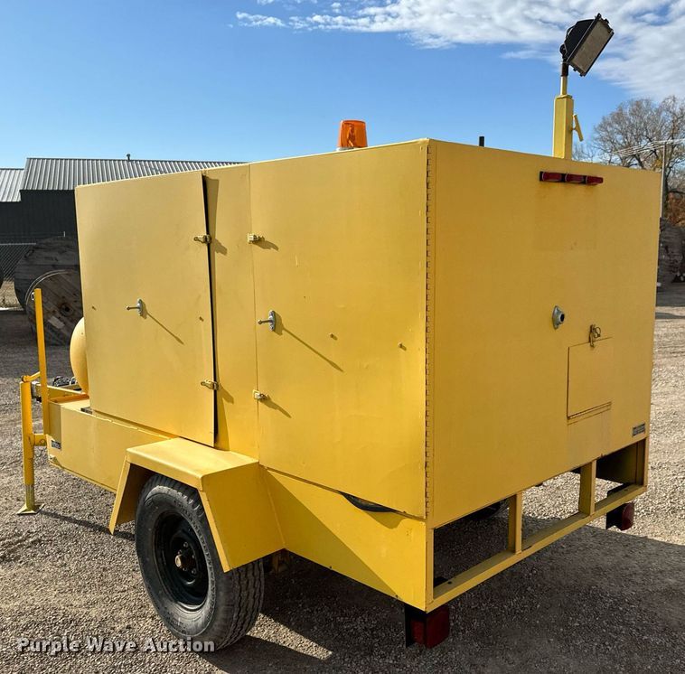image for item LH9287 Carpenter's ventilating heater trailer 