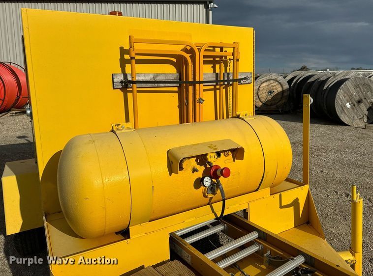 image for item LH9287 Carpenter's ventilating heater trailer 