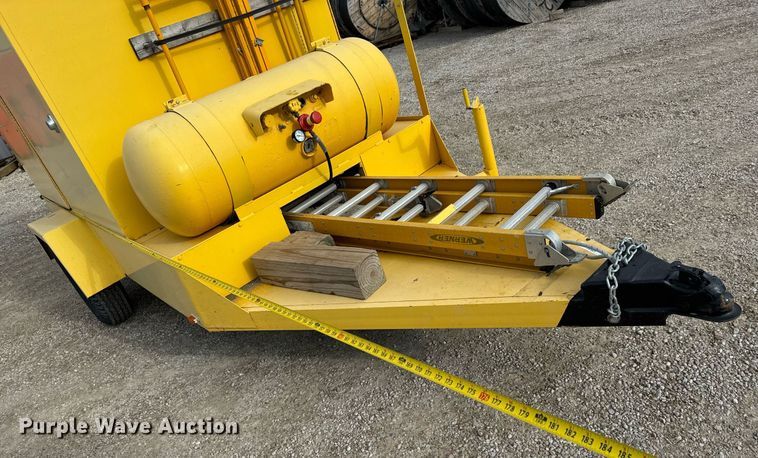 image for item LH9287 Carpenter's ventilating heater trailer 