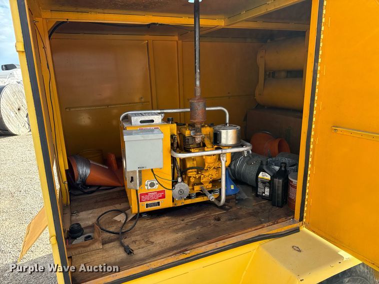 image for item LH9287 Carpenter's ventilating heater trailer 