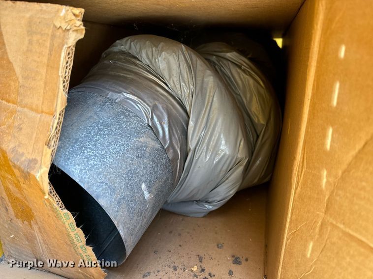 image for item LH9287 Carpenter's ventilating heater trailer 