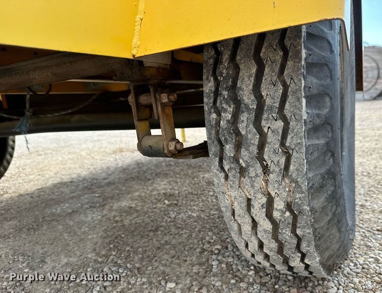 image for item LH9287 Carpenter's ventilating heater trailer 