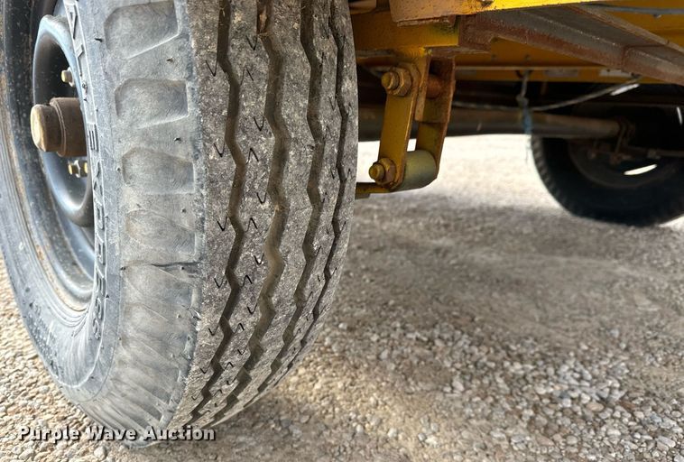 image for item LH9287 Carpenter's ventilating heater trailer 