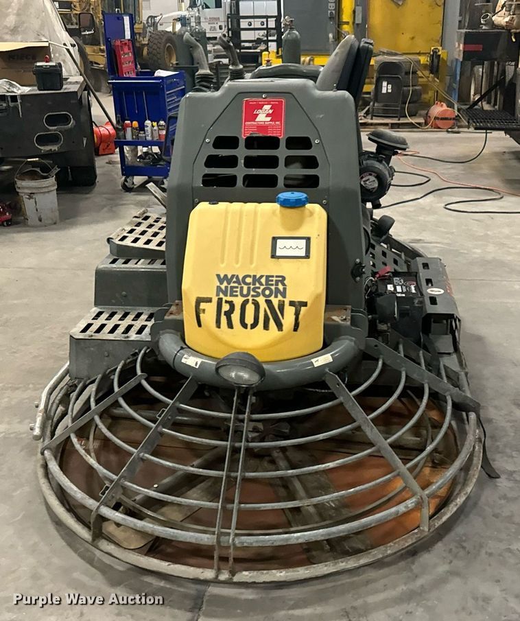 image for item LH9302 2014 Wacker Neuson  CRT60-66K power trowel 