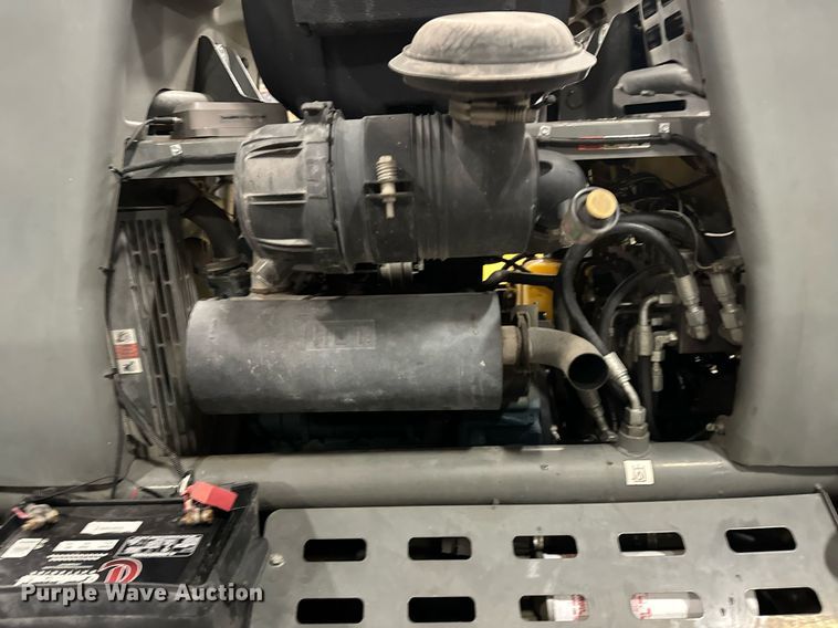 image for item LH9302 2014 Wacker Neuson  CRT60-66K power trowel 