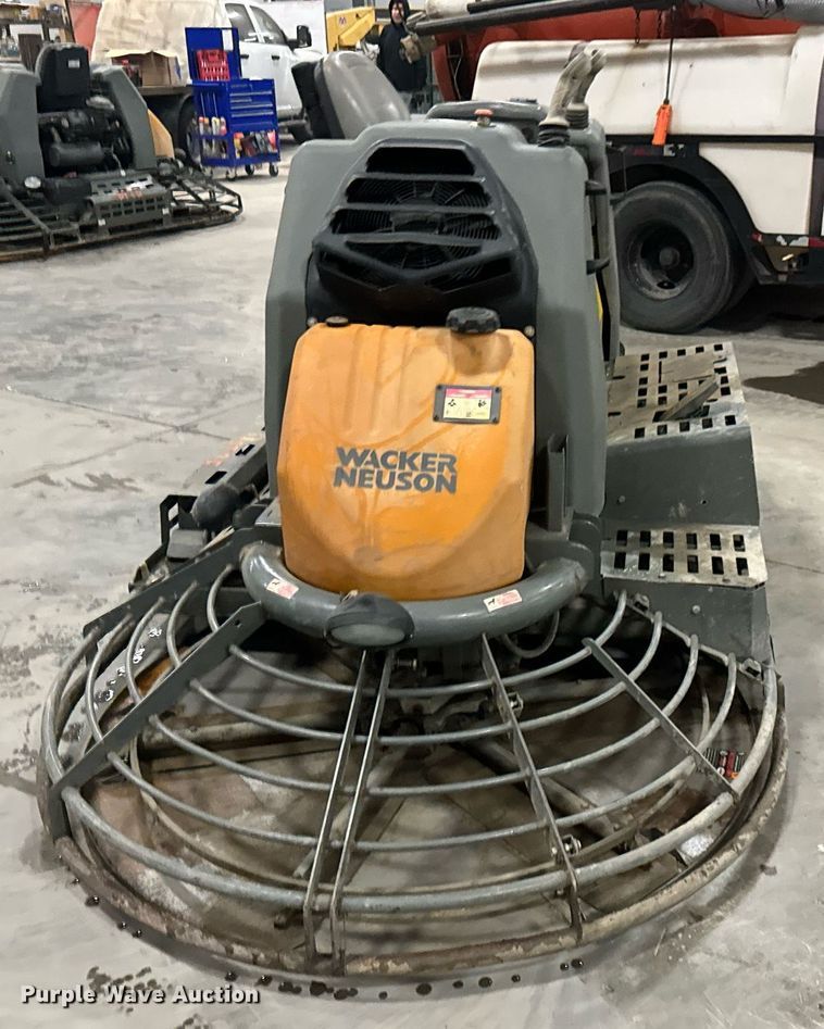 image for item LH9303 2015 Wacker Neuson CRT60-74L Power trowel 