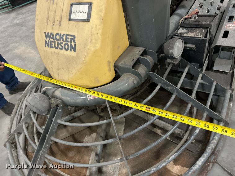 image for item LH9303 2015 Wacker Neuson CRT60-74L Power trowel 