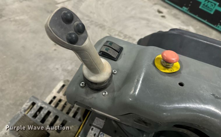 image for item LH9303 2015 Wacker Neuson CRT60-74L Power trowel 