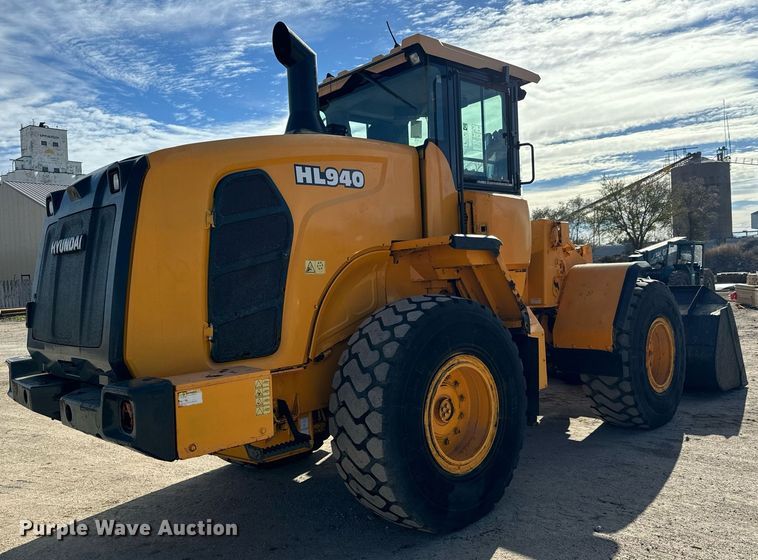image for item LH9304 Hyundai  HL940 wheel loader