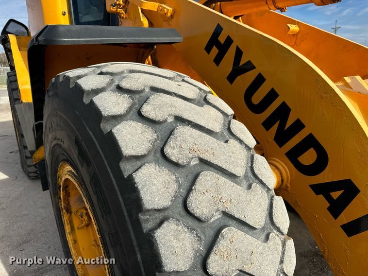 image for item LH9304 Hyundai  HL940 wheel loader