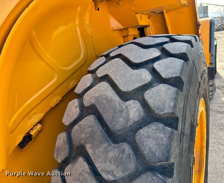 image for item LH9304 Hyundai  HL940 wheel loader