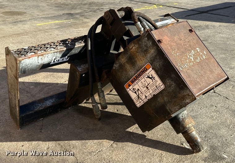 image for item LH9317 Lowe 1650E skid steer auger