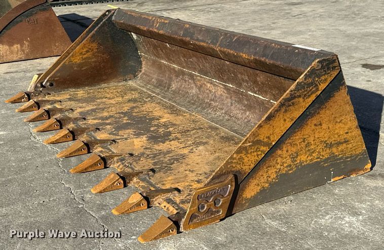 image for item LH9319 Virnig skid steer bucket