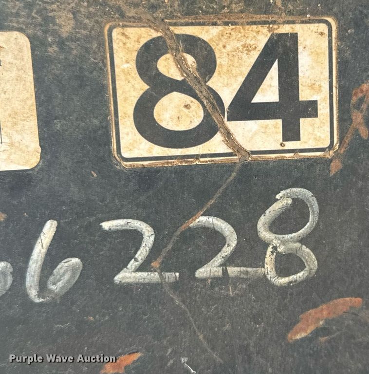 image for item LH9319 Virnig skid steer bucket