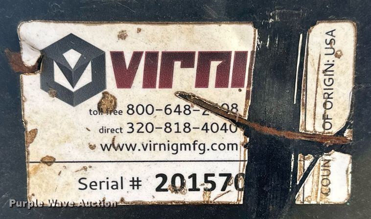 image for item LH9319 Virnig skid steer bucket
