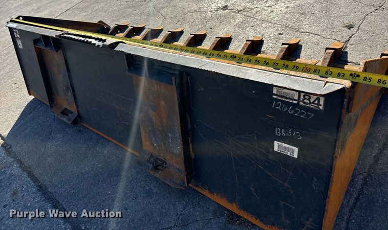 image for item LH9320 Virnig skid steer bucket