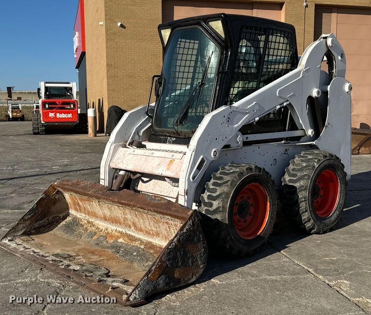 image for item LH9322 2001 Bobcat  773 skid steer loader