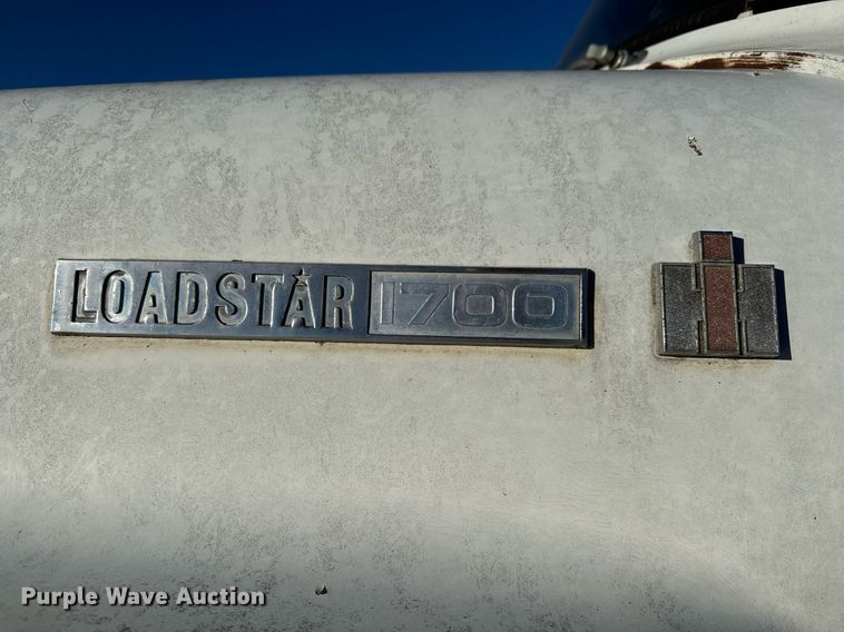 image for item LH9328 1977 International Harvester Loadstar 1700 bucket truck