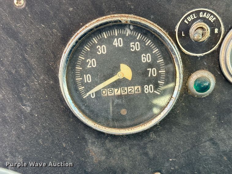 image for item LH9328 1977 International Harvester Loadstar 1700 bucket truck