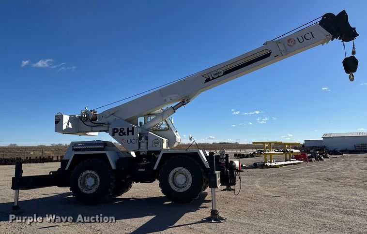 image for item LH9348 1989 P&H Century 122 crane