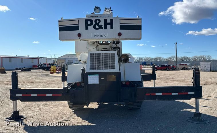 image for item LH9348 1989 P&H Century 122 crane