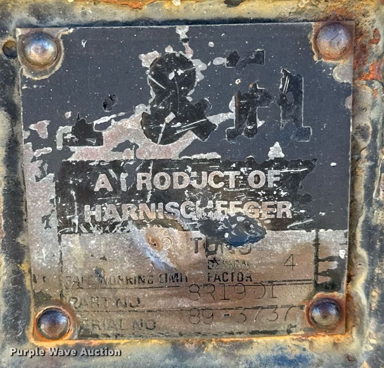 image for item LH9348 1989 P&H Century 122 crane