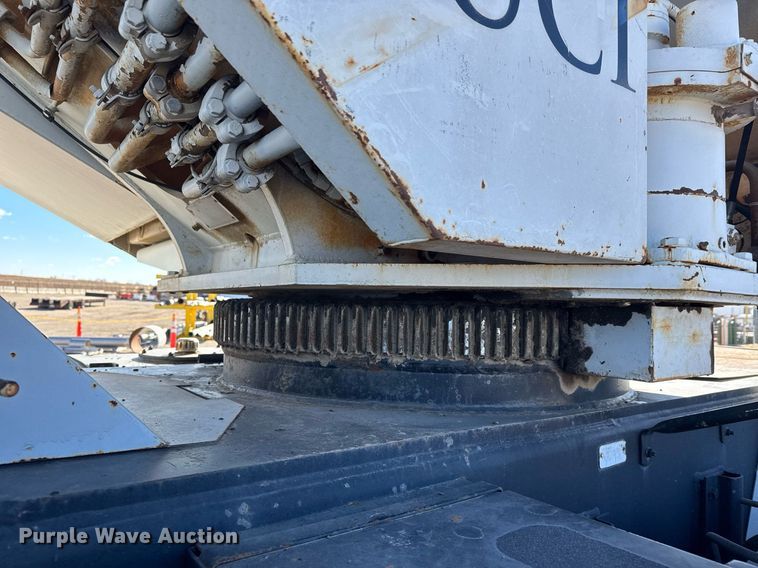 image for item LH9348 1989 P&H Century 122 crane