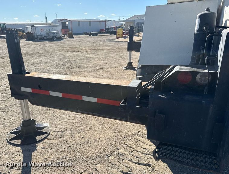 image for item LH9348 1989 P&H Century 122 crane